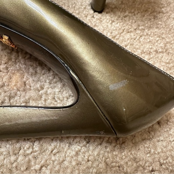 Prada Square-Toe Pump - Picture 5 of 9